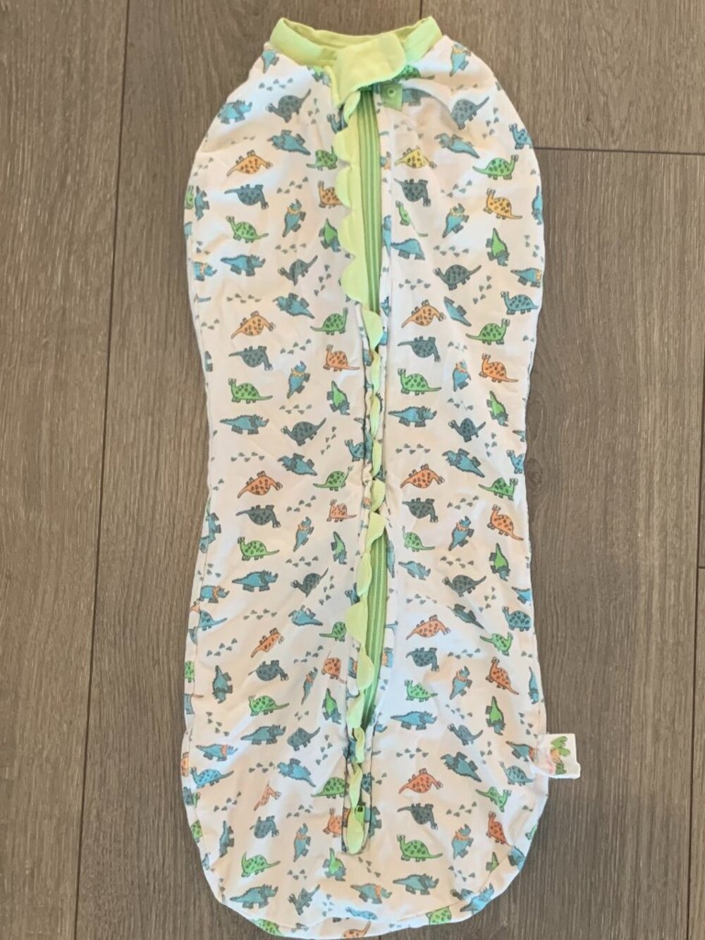 Dino Deluxe Woombie Swaddle 14-19 Pounds